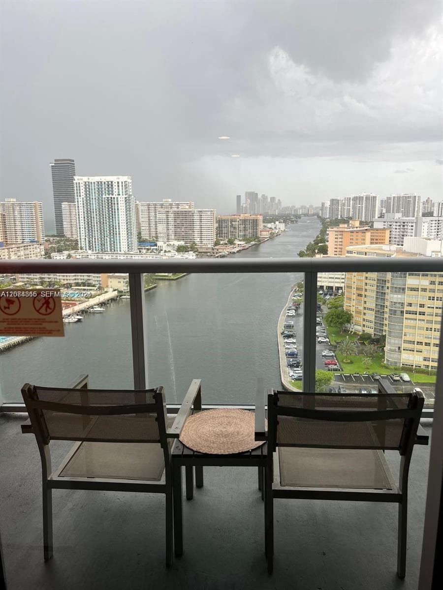 BEACHWALK CONDOMINIUM · #R2105 in Hallandale Beach - Photo 51