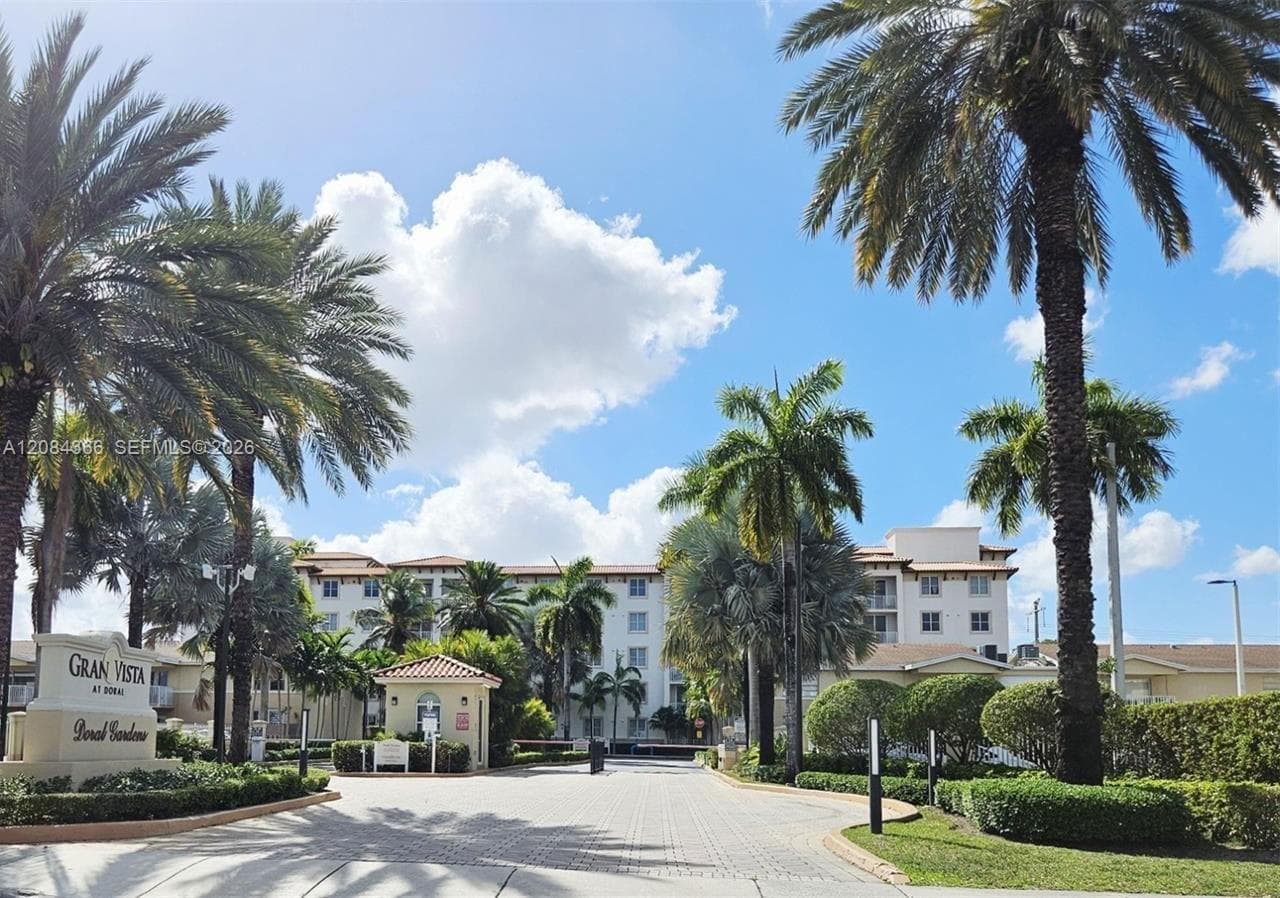 Doral Gardens · #2C in Doral - Photo 3