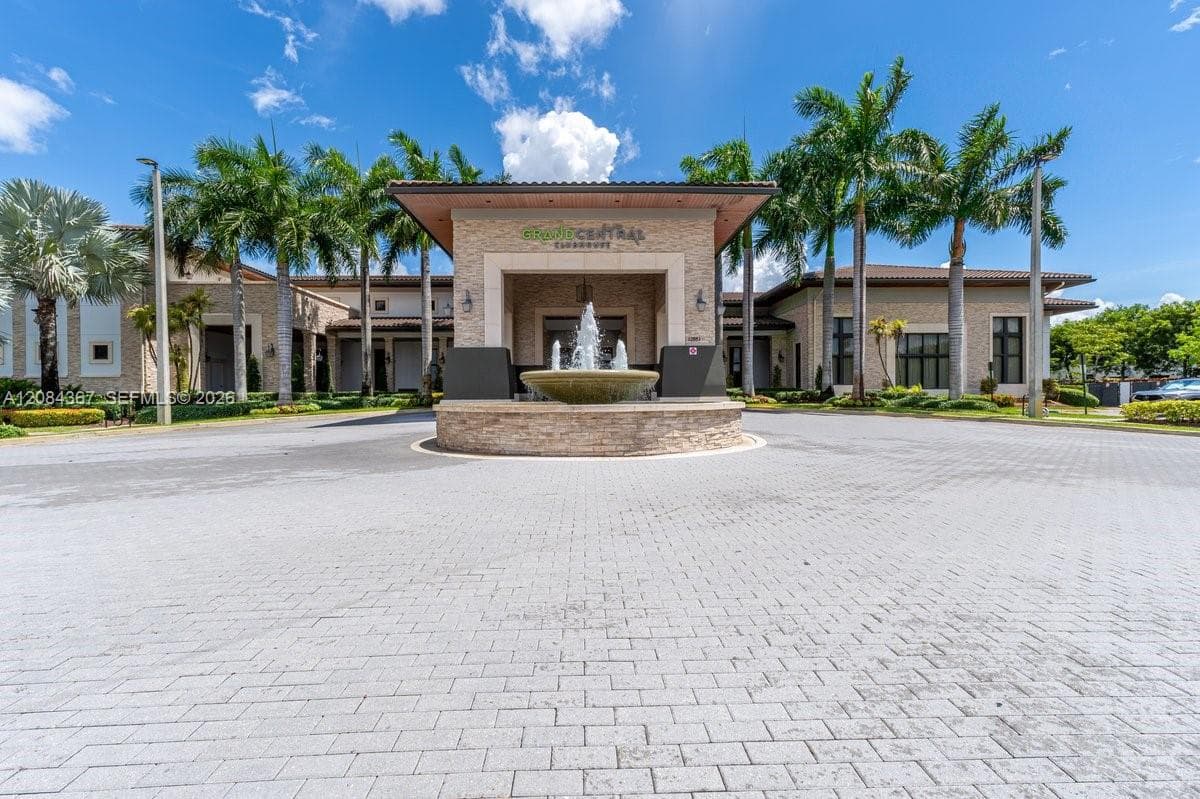 HIGHLAND AT PARK CENTRAL · #10 in Doral - Photo 34