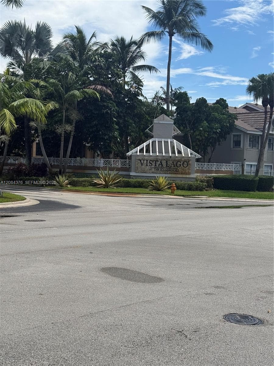 VISTA LAGO AT THE HAMMOCK · #803 in Miami - Photo 2