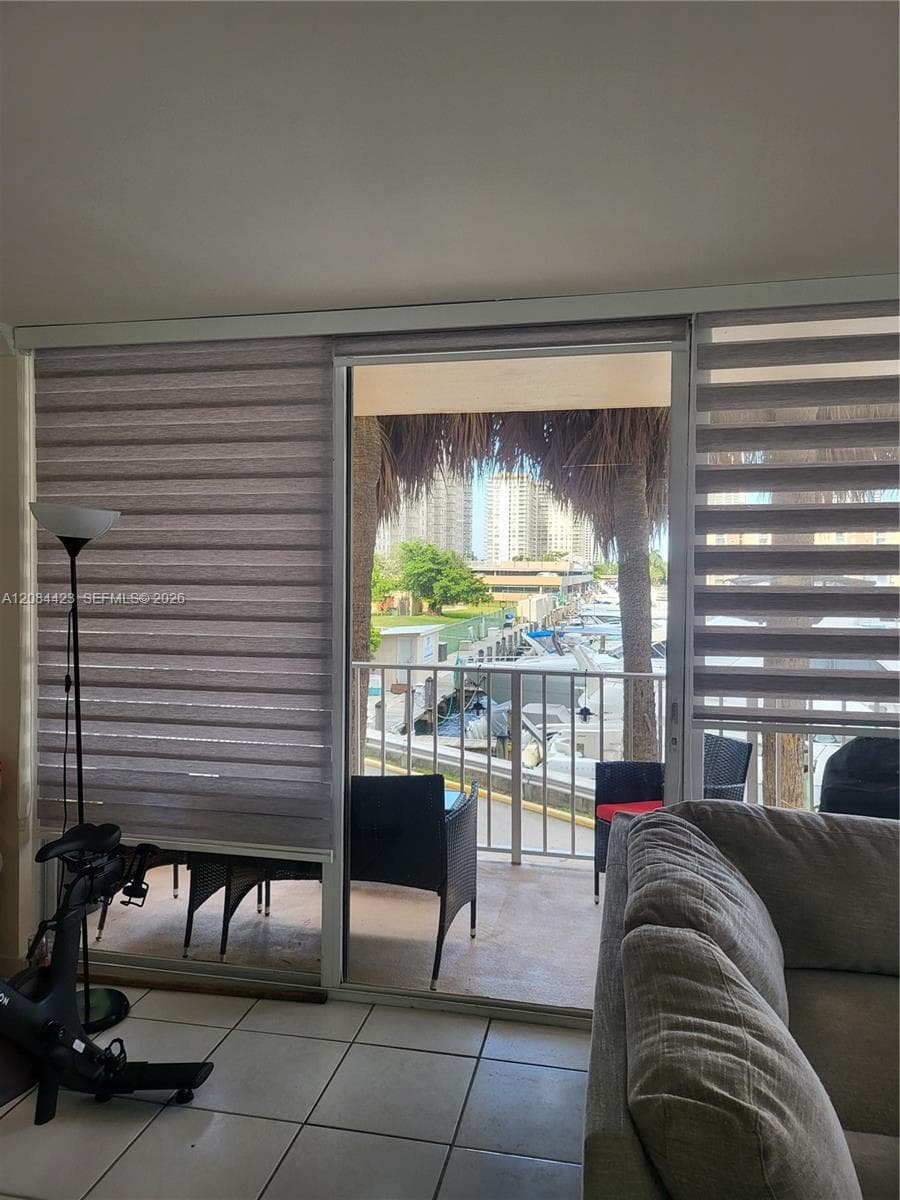 WINSTON TOWERS 700 CONDO · #M19 in Sunny Isles Beach - Photo 5