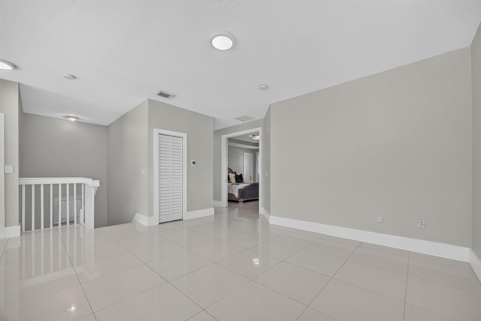 16401 SW 78th Ter Miami, FL, 33193