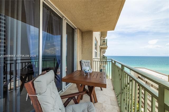 2080 OCEAN DRIVE CONDO · #1203 in Hallandale Beach - Photo 4