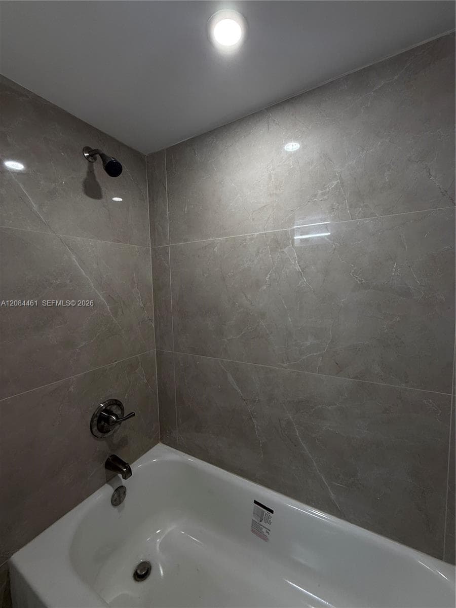 SOUTH FLAGLER CONDO · #810 in Pompano Beach - Photo 23