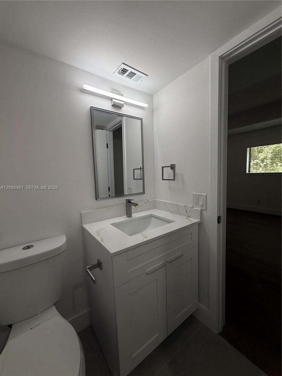 SOUTH FLAGLER CONDO · #810 in Pompano Beach - Photo 24