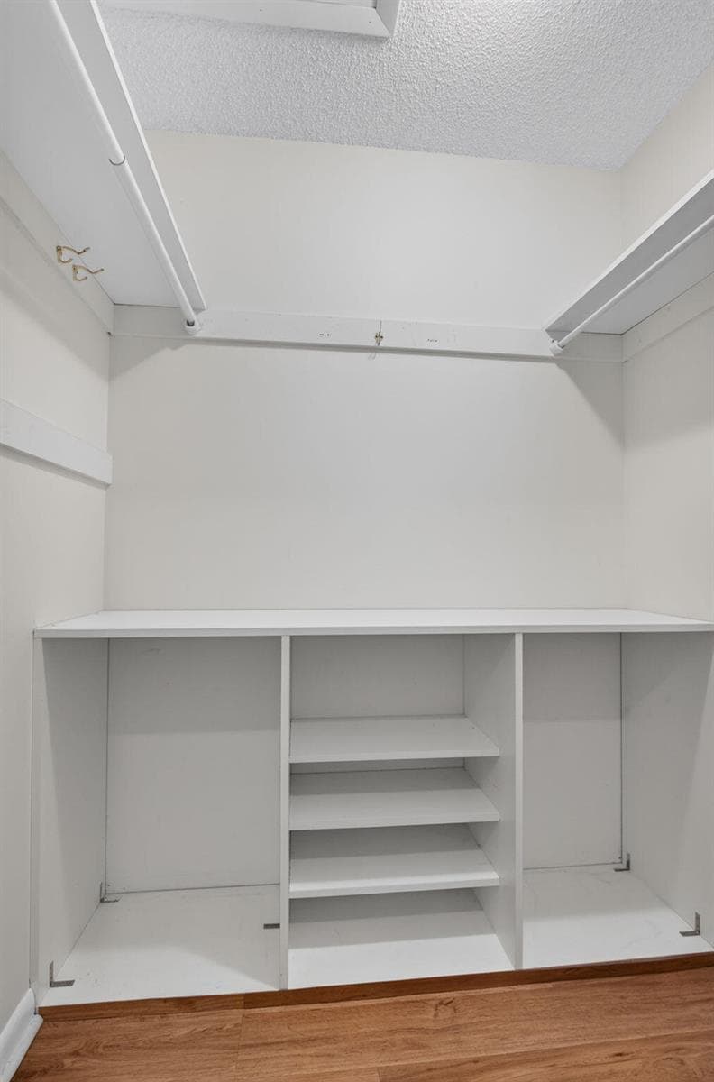 Walk In Closet