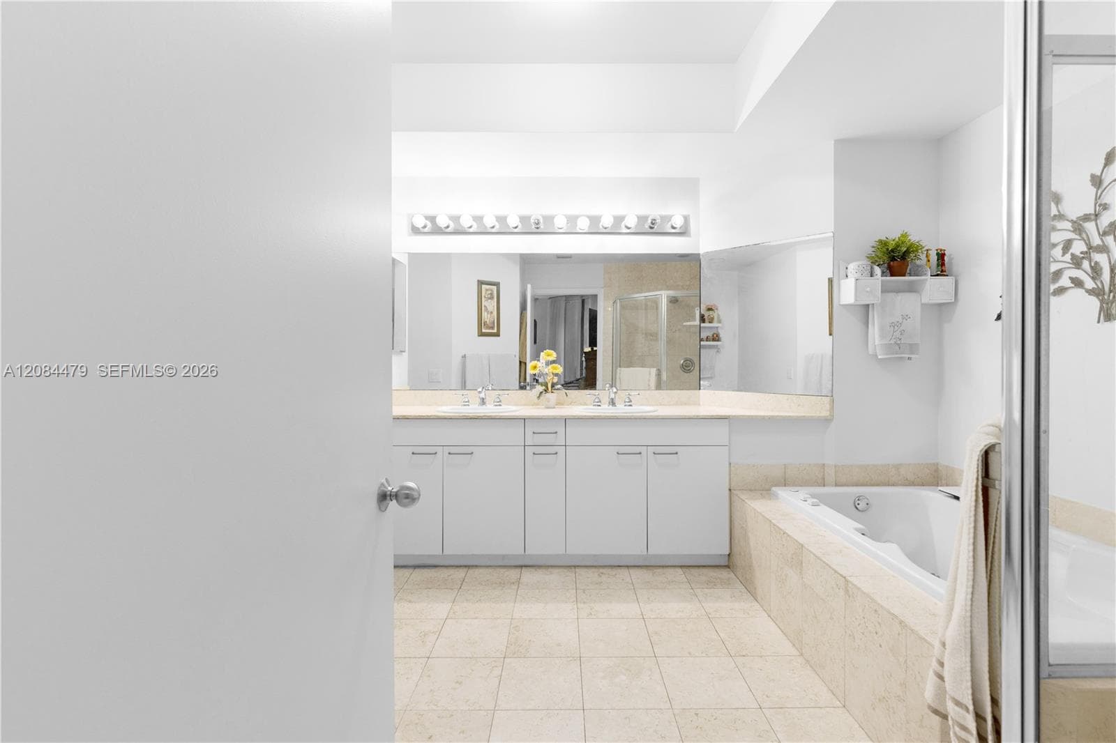 SOUTH TOWER AT THE POINT · #207 in Aventura - Photo 17