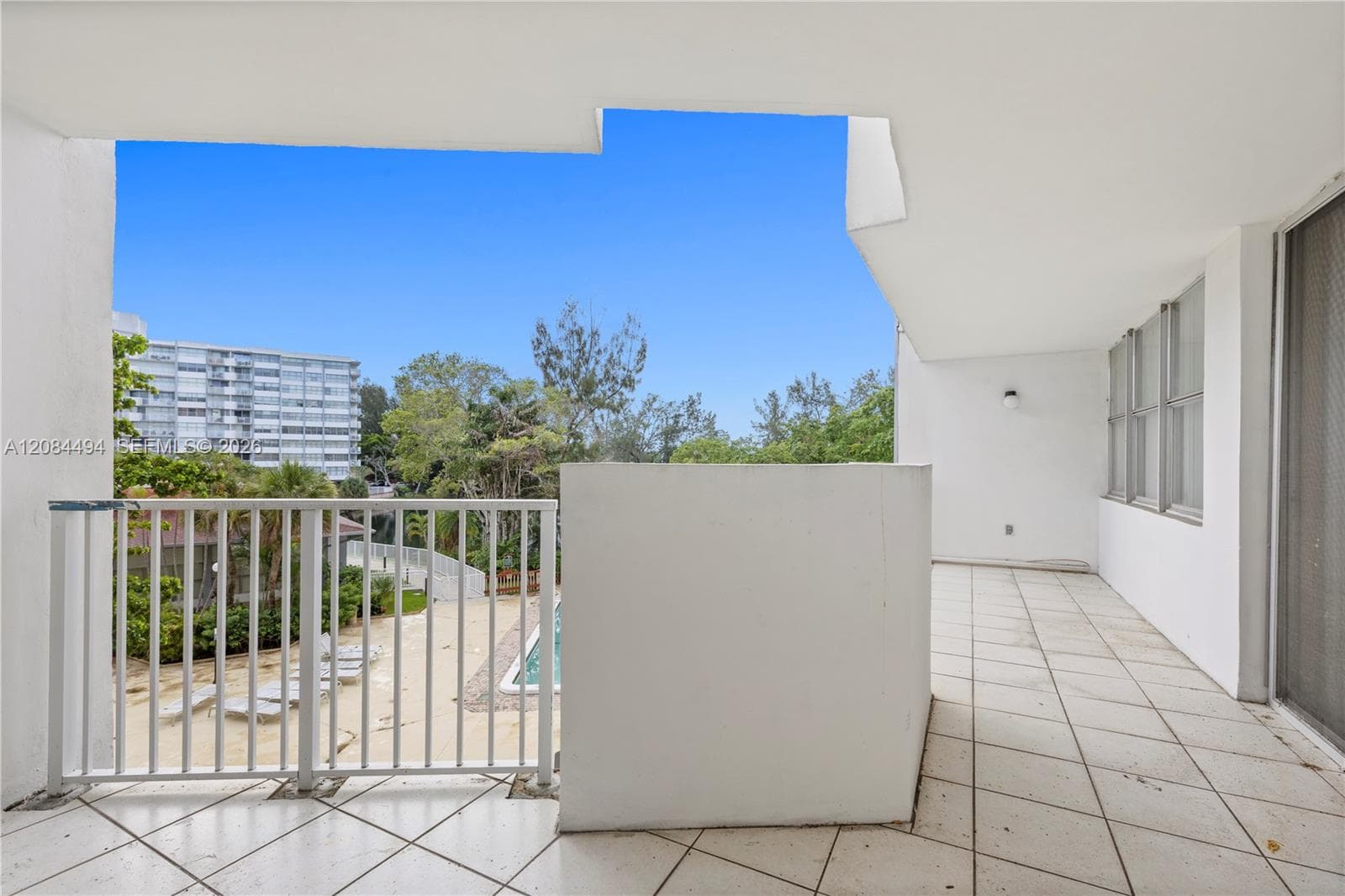 WILSHIRE CONDO · #315W in Miami - Photo 19