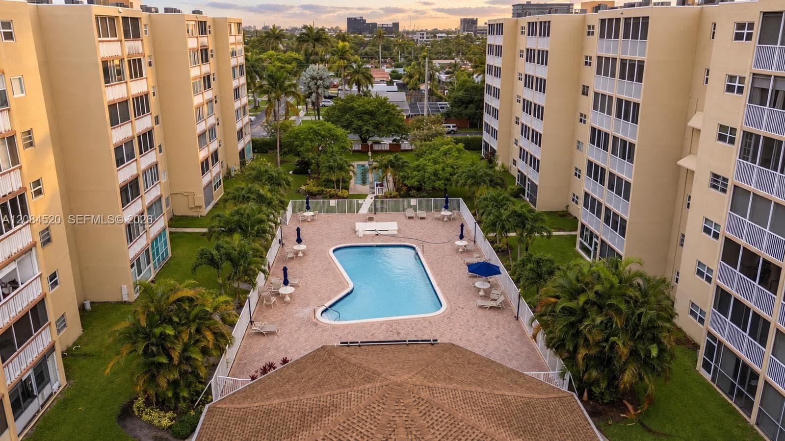 MEADOWBROOK TOWERS CONDO · #504 in Hallandale Beach - Photo 2