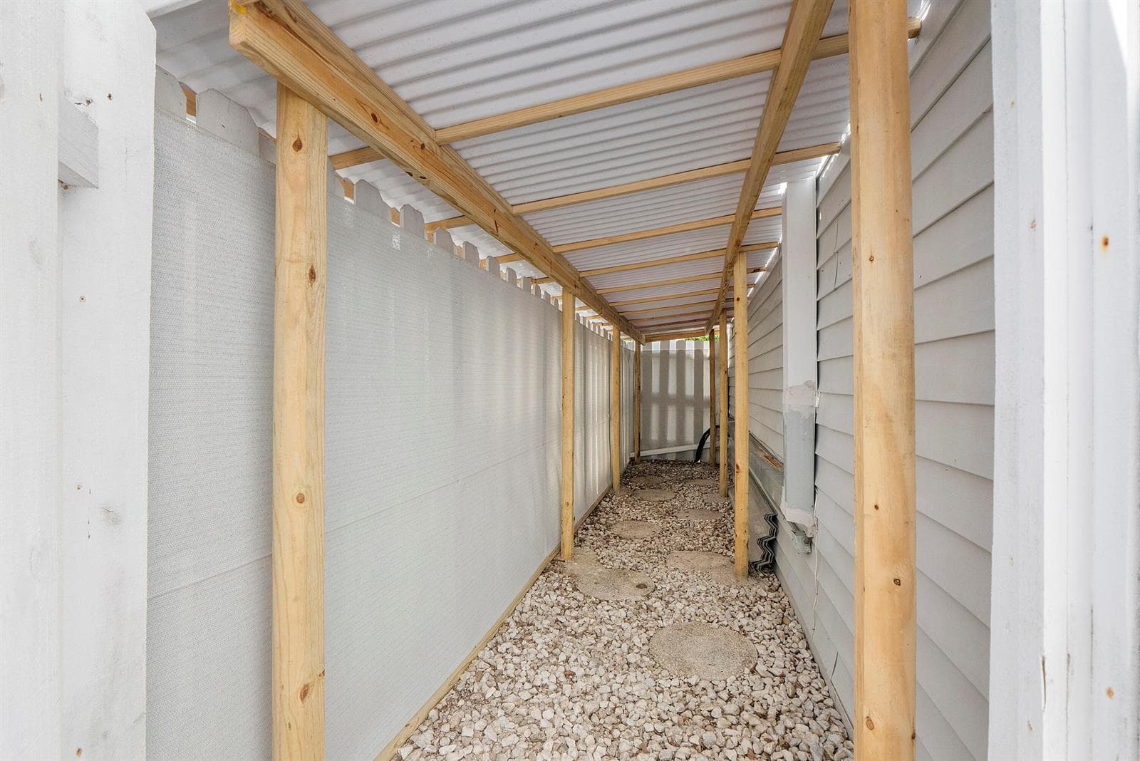 2571 Ne 15th St_015