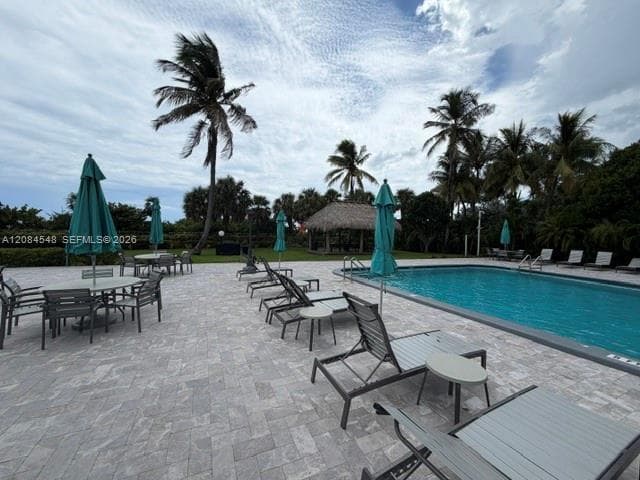 THE RIVIERA CONDO · #610 in Miami Beach - Photo 8