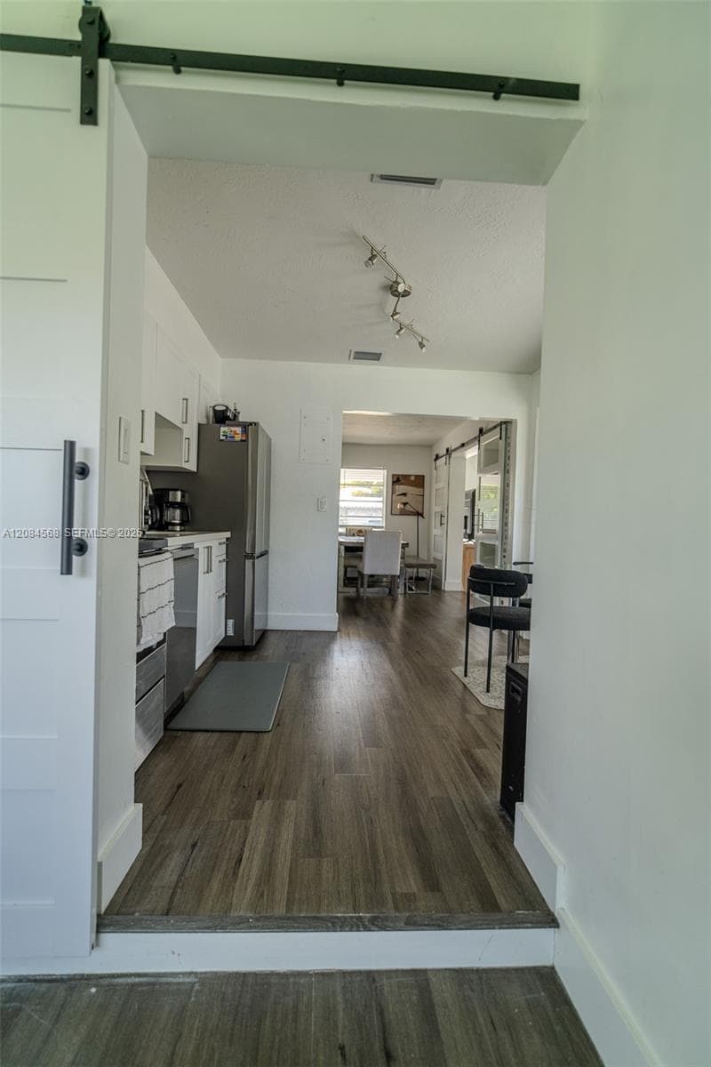 2533 Wiley St photo 12
