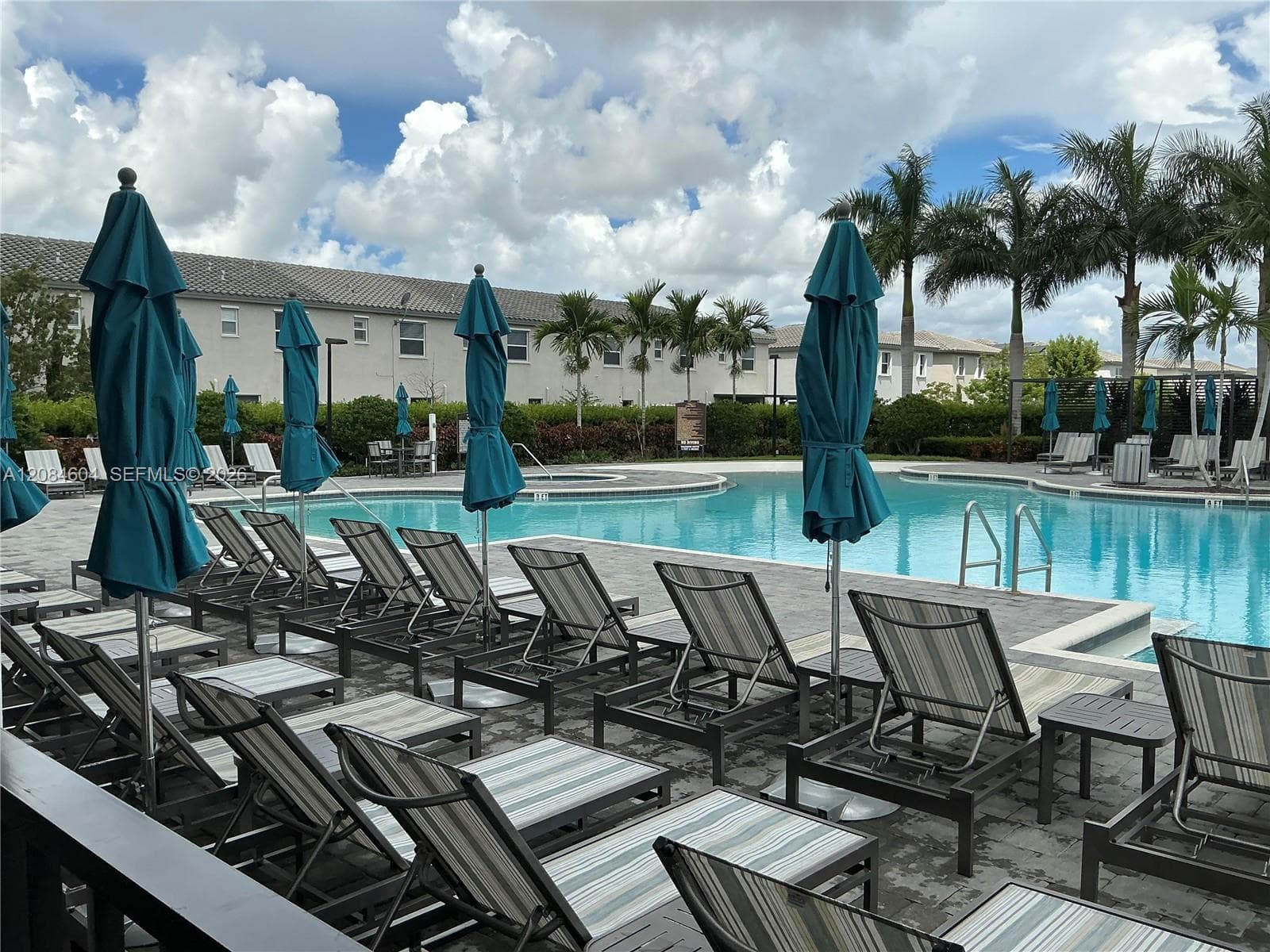 COMMON AREAS & AMENITIES