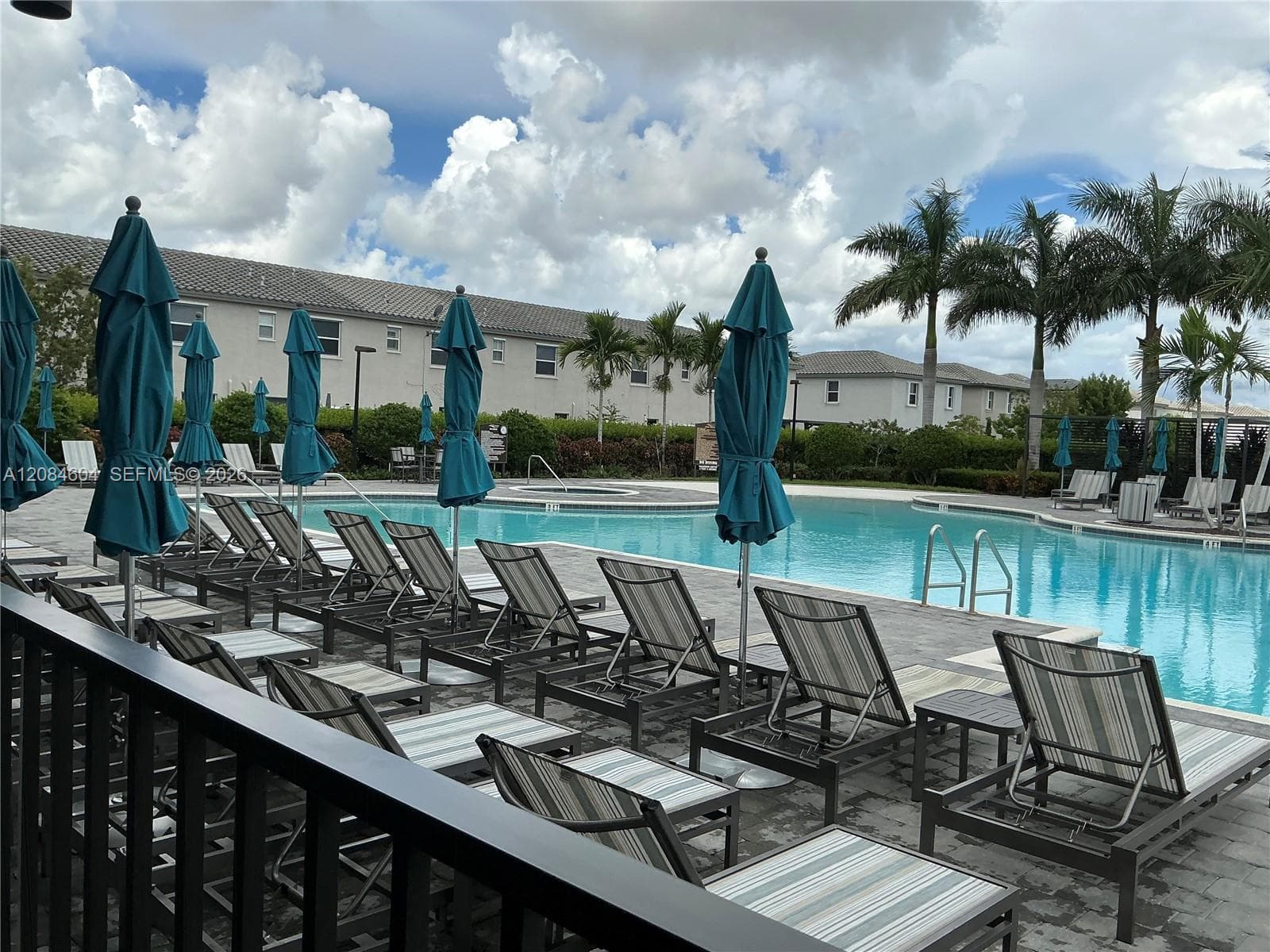 COMMON AREAS & AMENITIES
