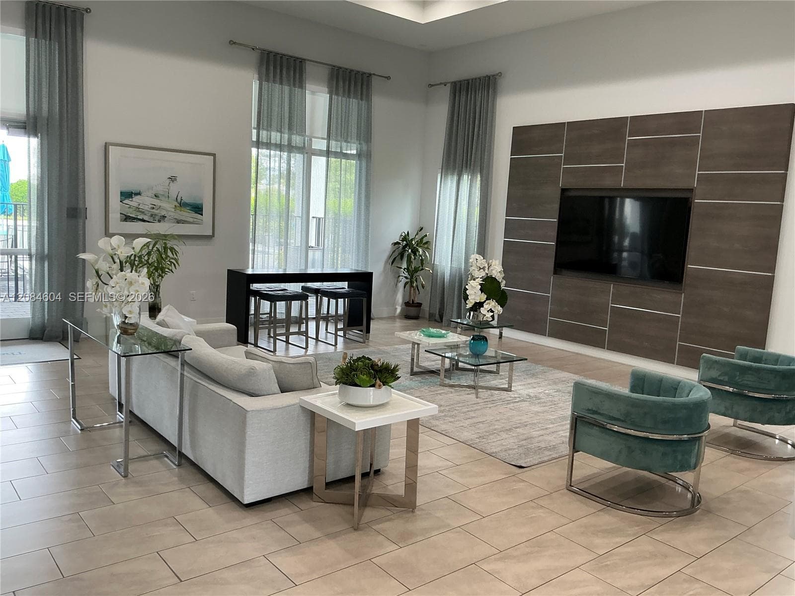 COMMON AREAS & AMENITIES