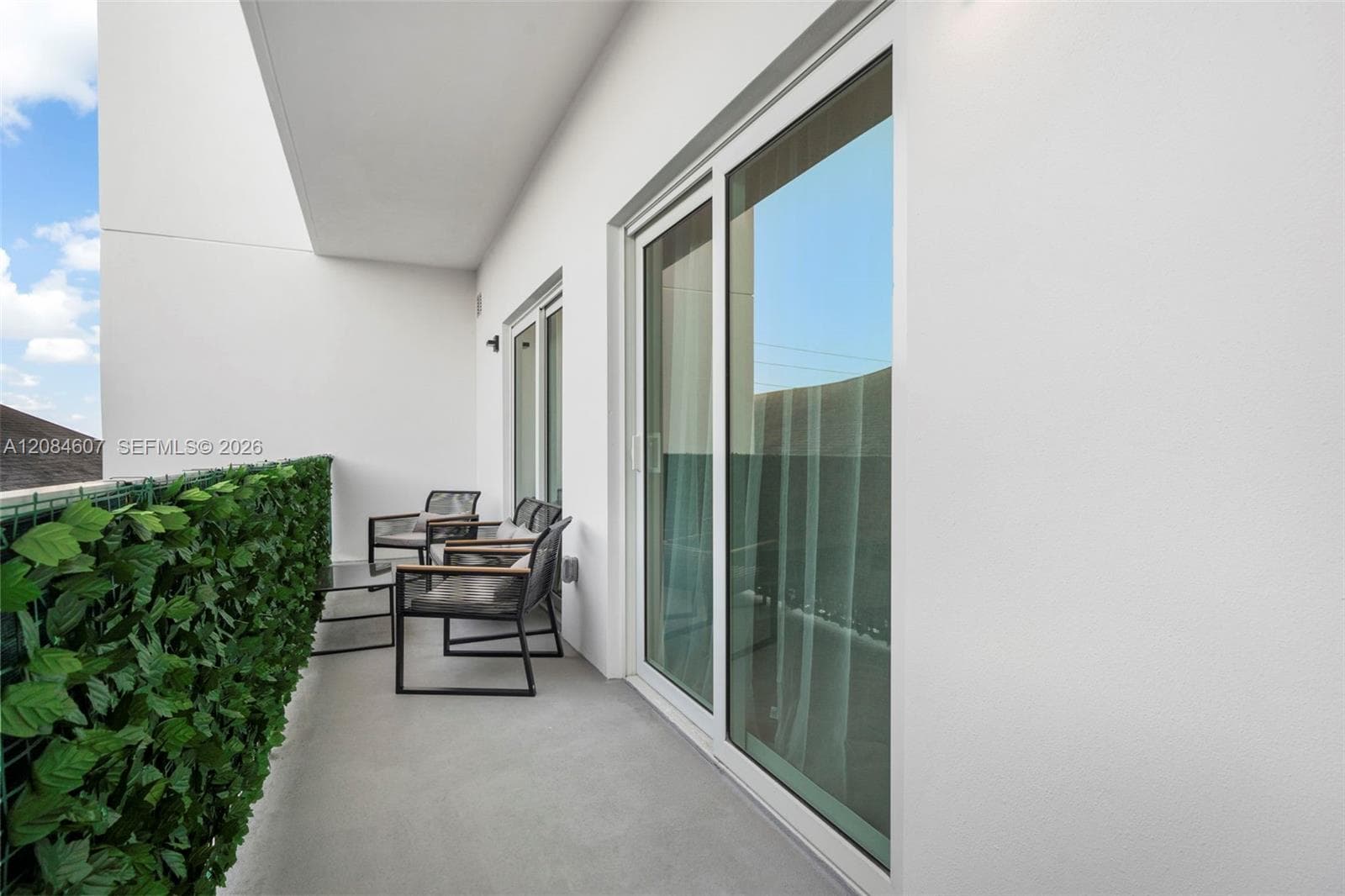 AESTHETIC APARTMENTS CONDO · #306 in Hollywood - Photo 12