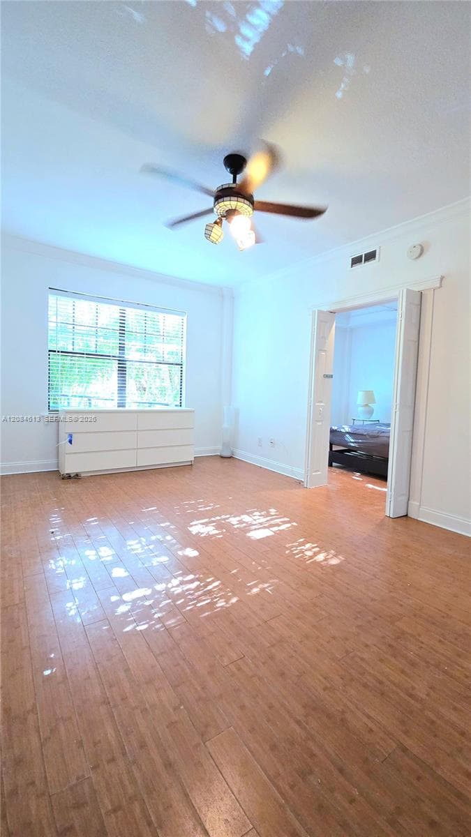 VENETIAN MANOR CONDO · #109 in Miami Beach - Photo 2