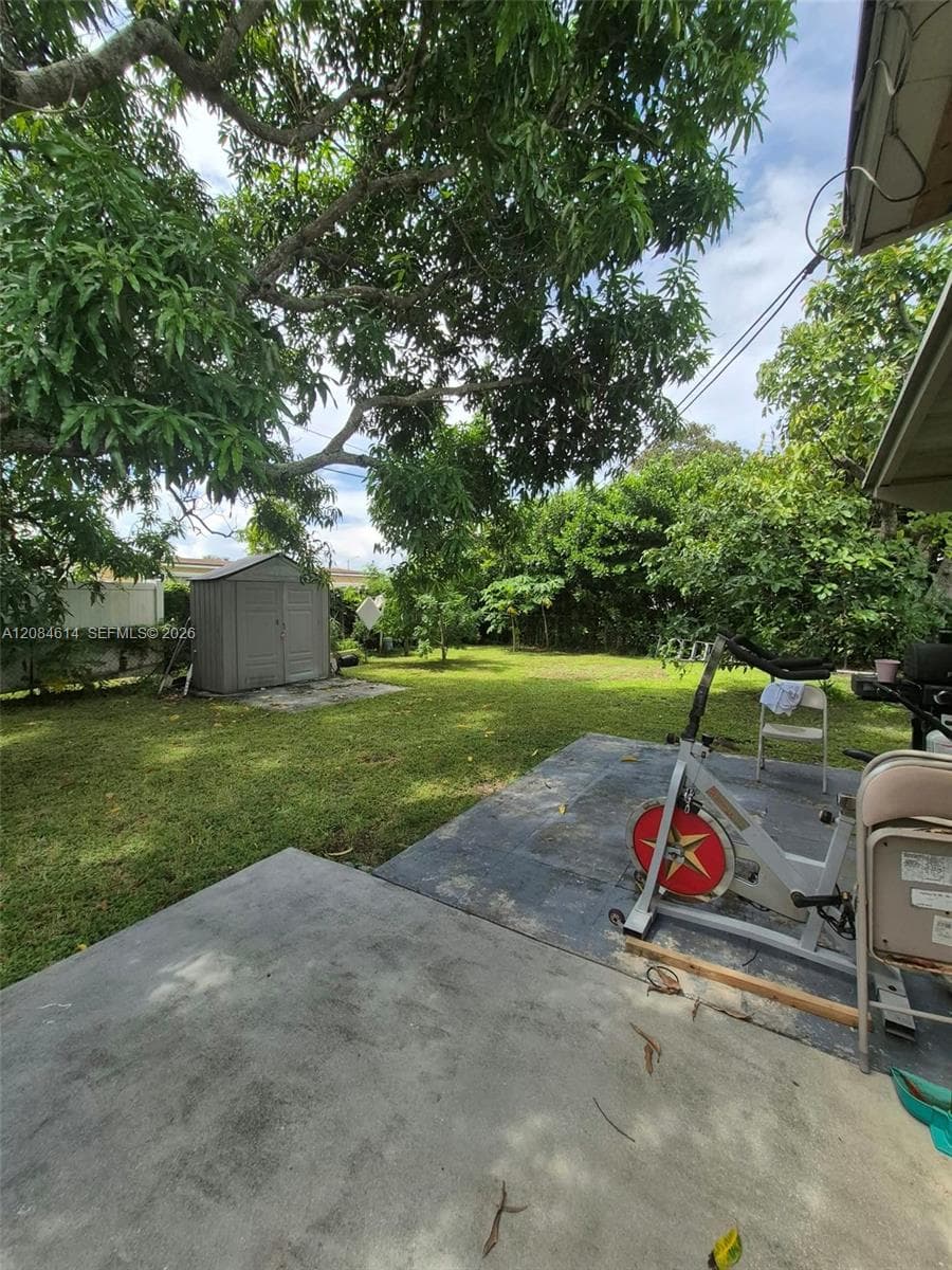 3810 NW 195th St photo 9