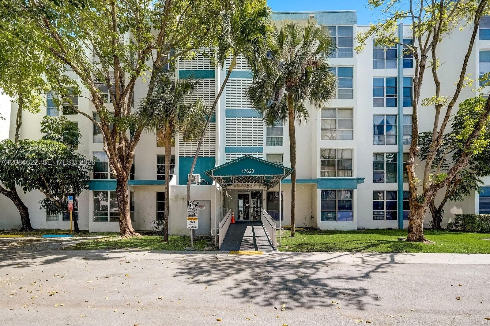 Avila Condo · #315 in Sunny Isles Beach - Photo 1