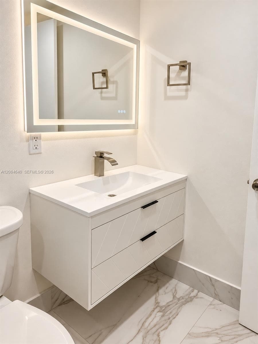 HALF MOON TOWERS CONDO · #708 in Miami - Photo 13