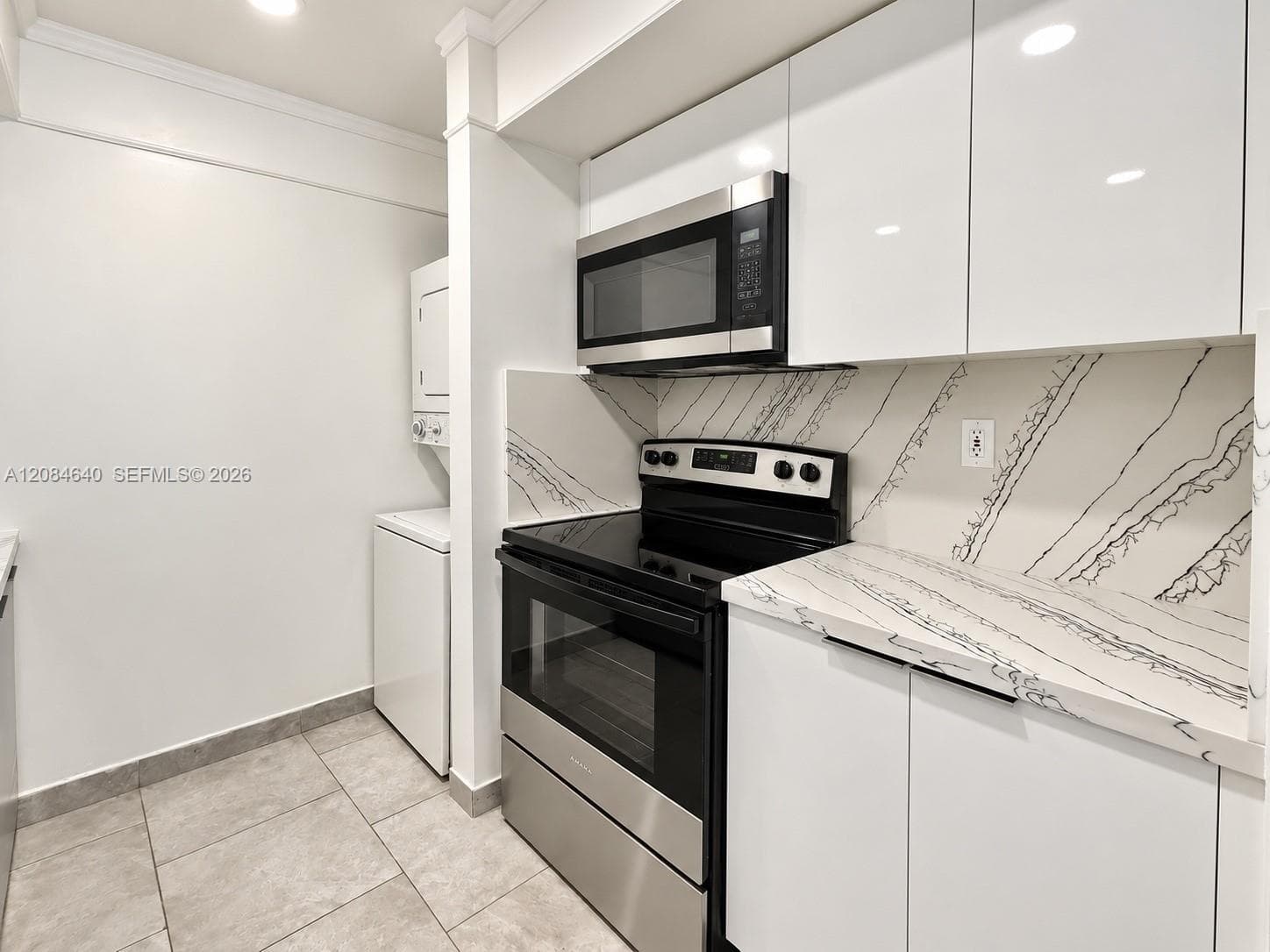 HALF MOON TOWERS CONDO · #708 in Miami - Photo 4