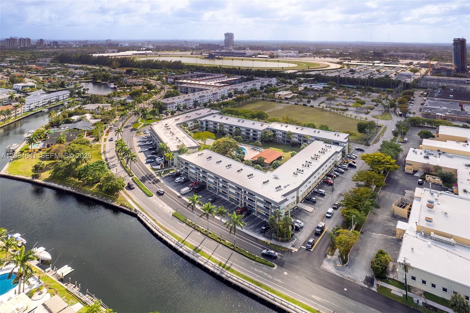 PARADISE BY THE SEA CONDO · #205 in Hallandale Beach - Photo 9