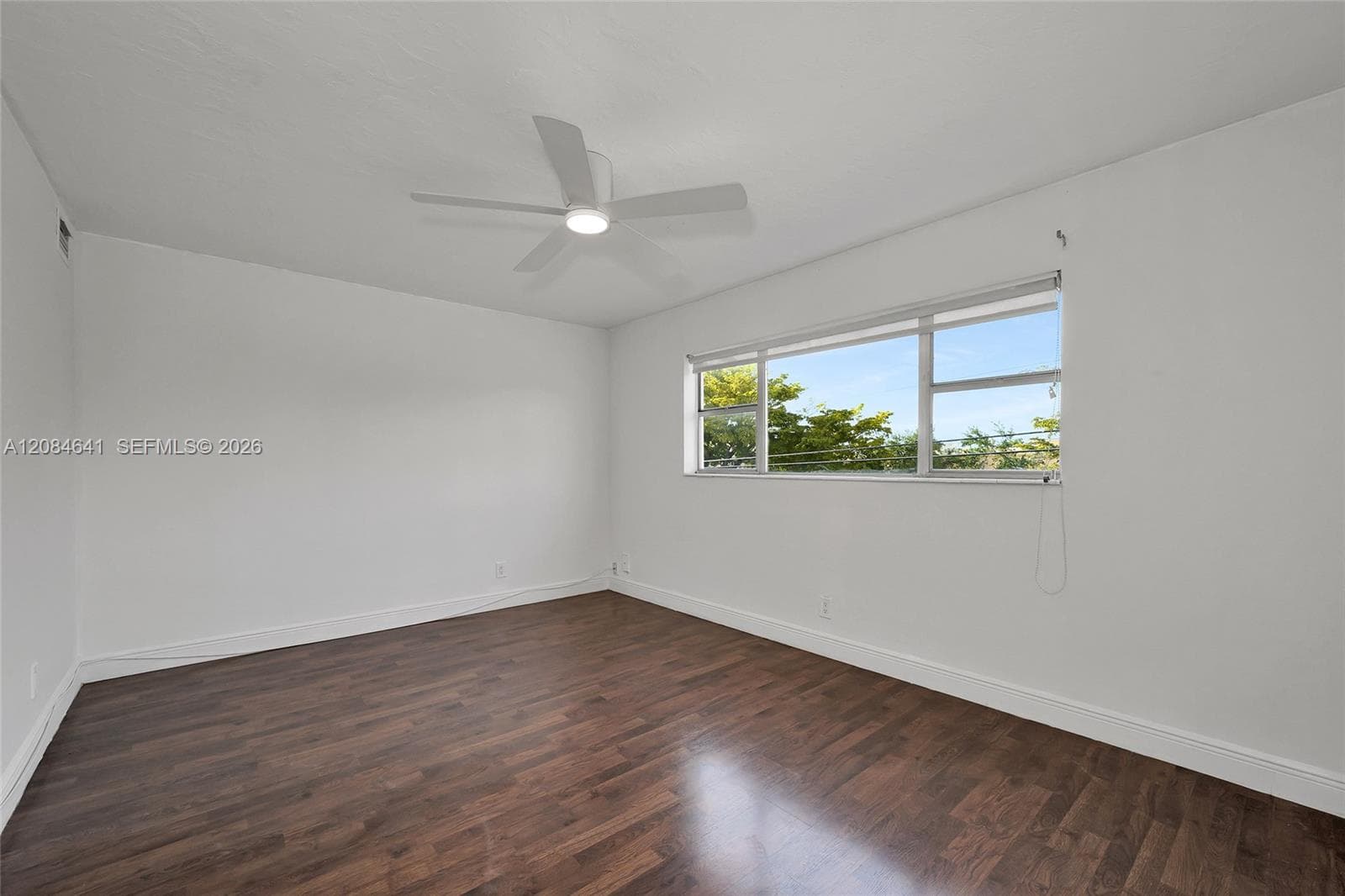 PARADISE BY THE SEA CONDO · #205 in Hallandale Beach - Photo 18