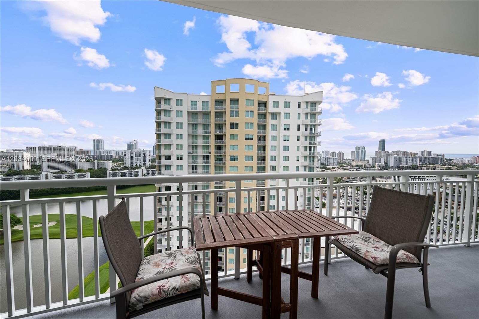 Duo · #2204W in Hallandale Beach - Photo 4