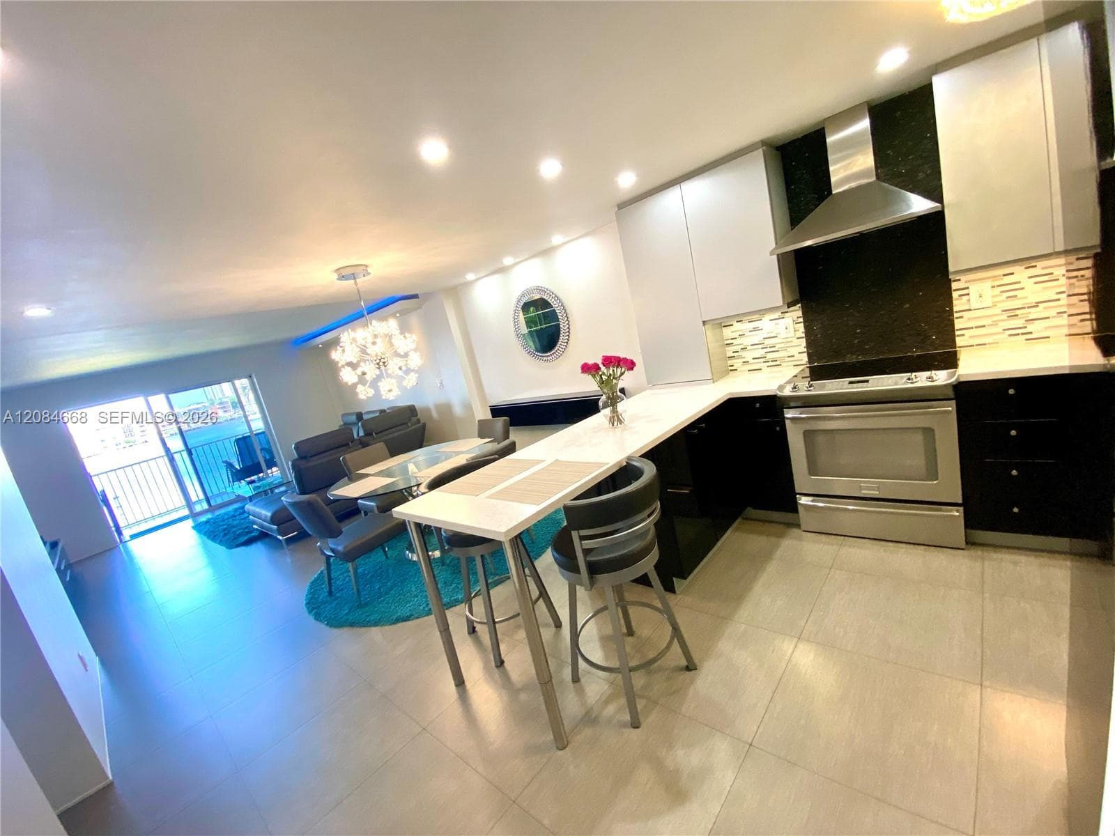 PARK LAYNE TOWERS CONDO · #9 in Hallandale Beach - Photo 2