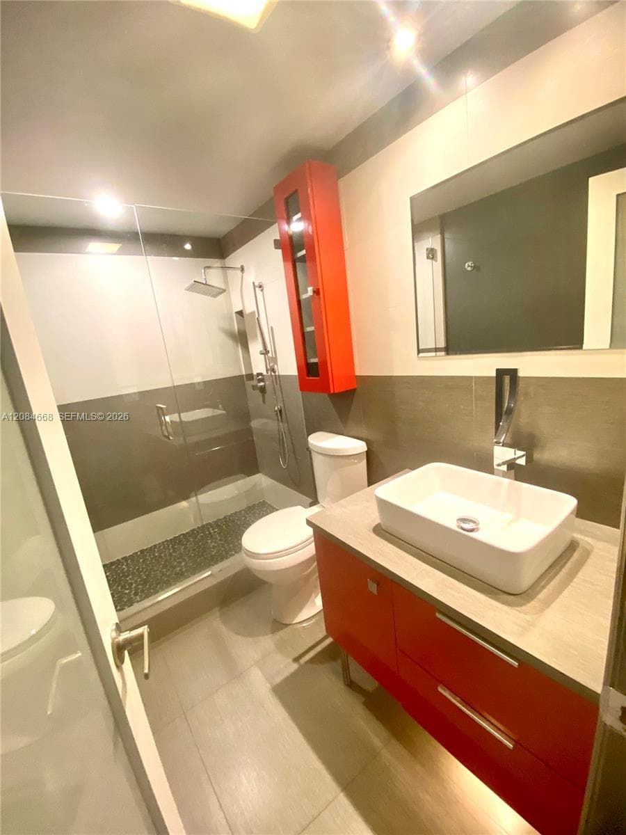 PARK LAYNE TOWERS CONDO · #9 in Hallandale Beach - Photo 22