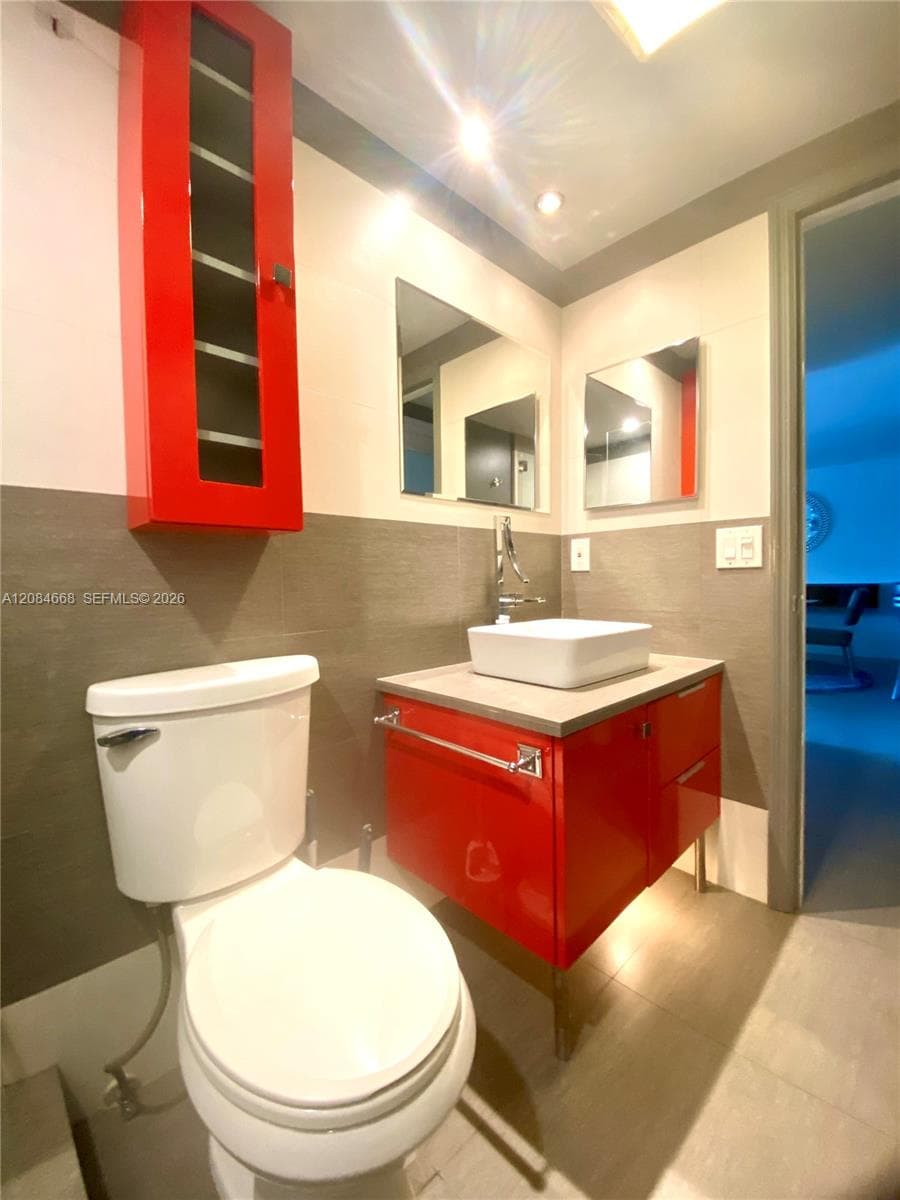 PARK LAYNE TOWERS CONDO · #9 in Hallandale Beach - Photo 24