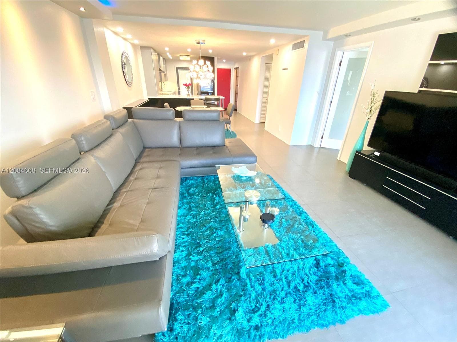PARK LAYNE TOWERS CONDO · #9 in Hallandale Beach - Photo 11