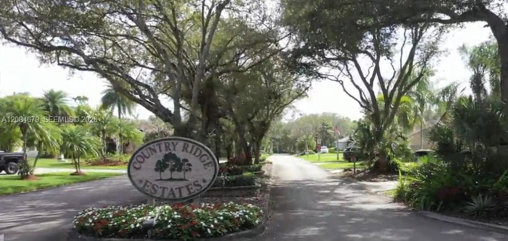 Entrance to Country Ridge Estates