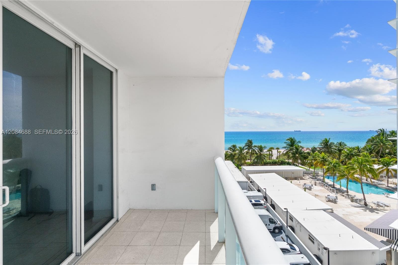 CARRIAGE CLUB SOUTH CONDO · #5E in Miami Beach - Photo 2