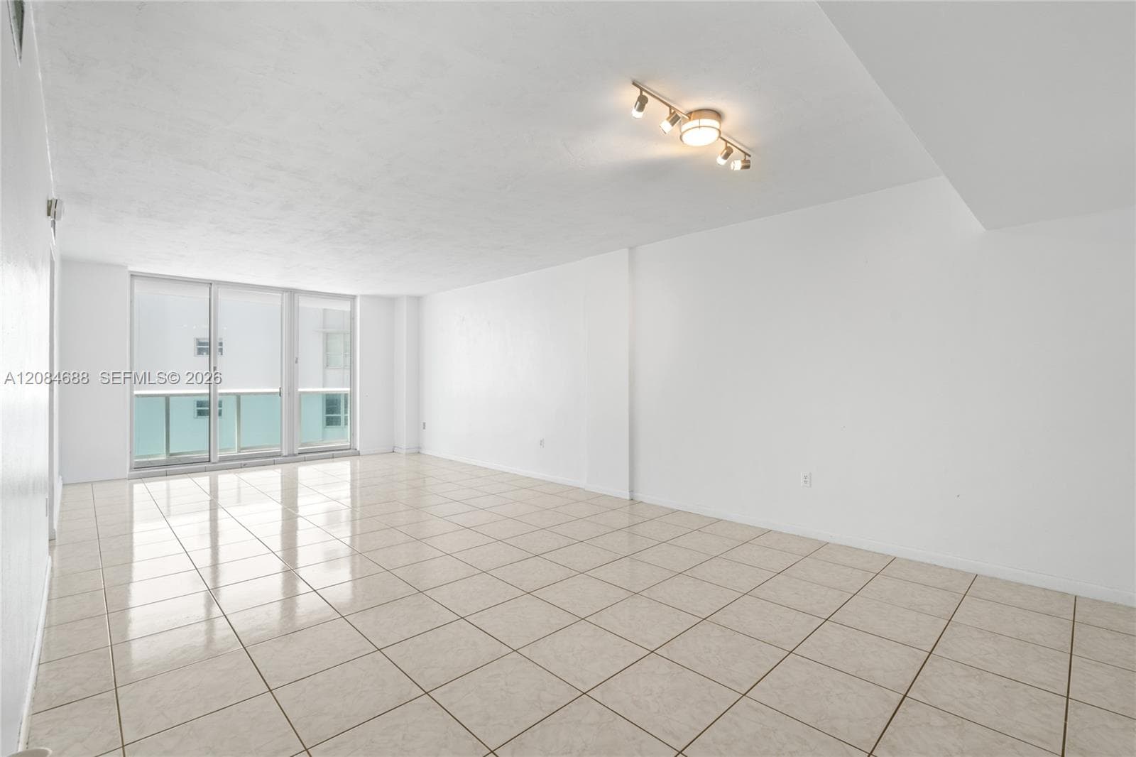 CARRIAGE CLUB SOUTH CONDO · #5E in Miami Beach - Photo 7