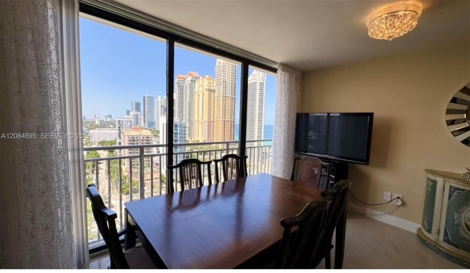 WINSTON TOWERS 600 CONDO · #2415 in Sunny Isles Beach - Photo 4