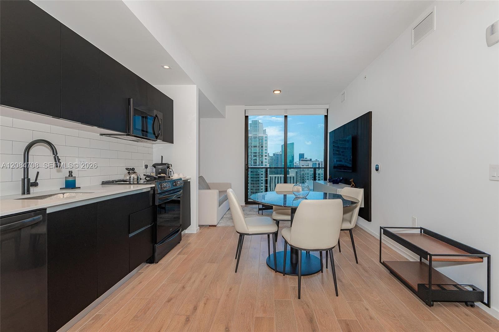 The Elser Hotel & Residences · #3417 in Miami - Photo 5