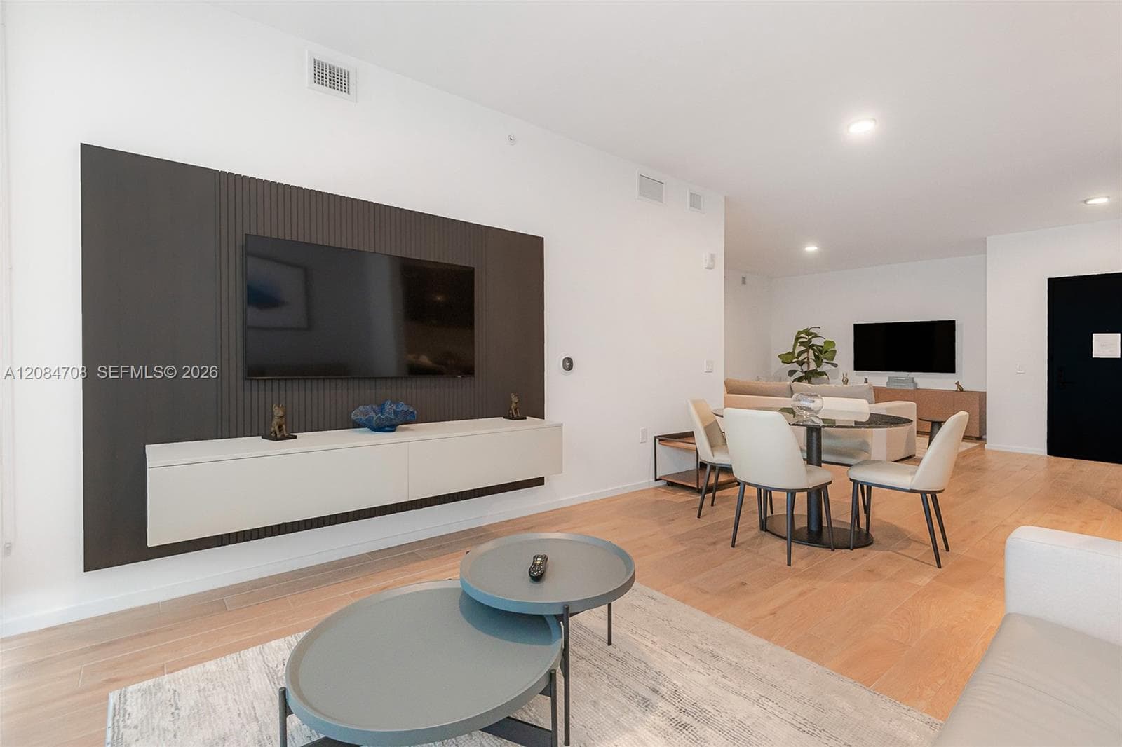 The Elser Hotel & Residences · #3417 in Miami - Photo 11