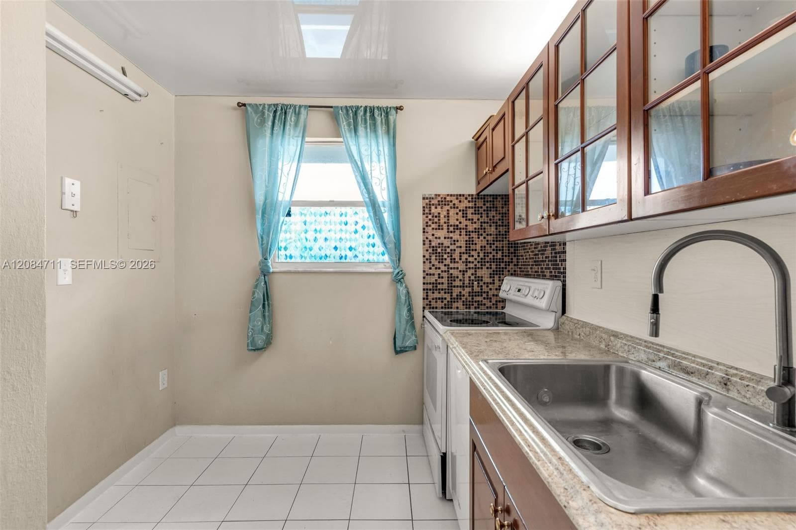 Jade Winds Condominium · #508 in Miami - Photo 10