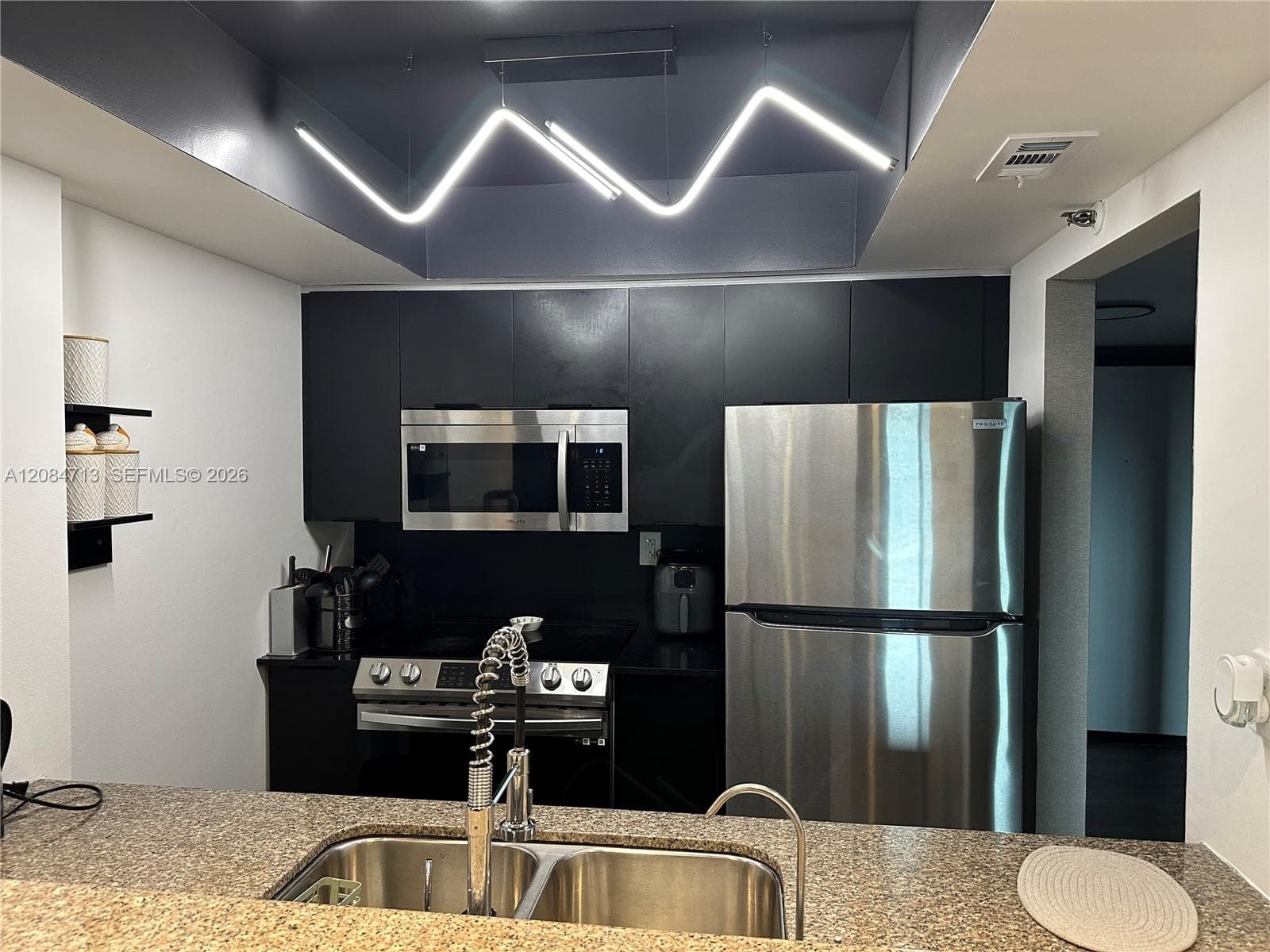 MADISON DOWNTOWN CONDO · #W-1408 in Miami - Photo 3