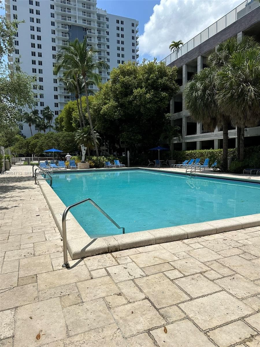 MADISON DOWNTOWN CONDO · #W-1408 in Miami - Photo 21