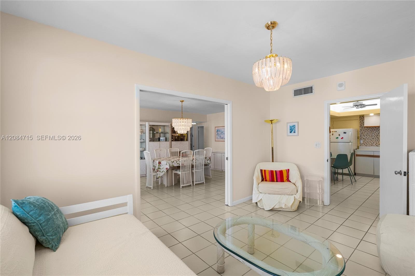 0HE CARRIAGE CLUB SOUTH C · #15G in Miami Beach - Photo 10
