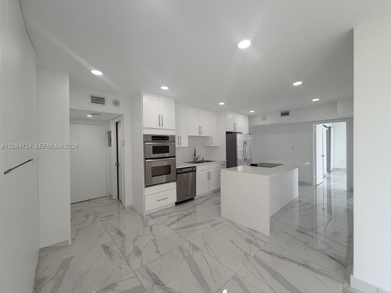 JOCKEY CLUB CONDO UNIT II · #6E in Miami - Photo 2