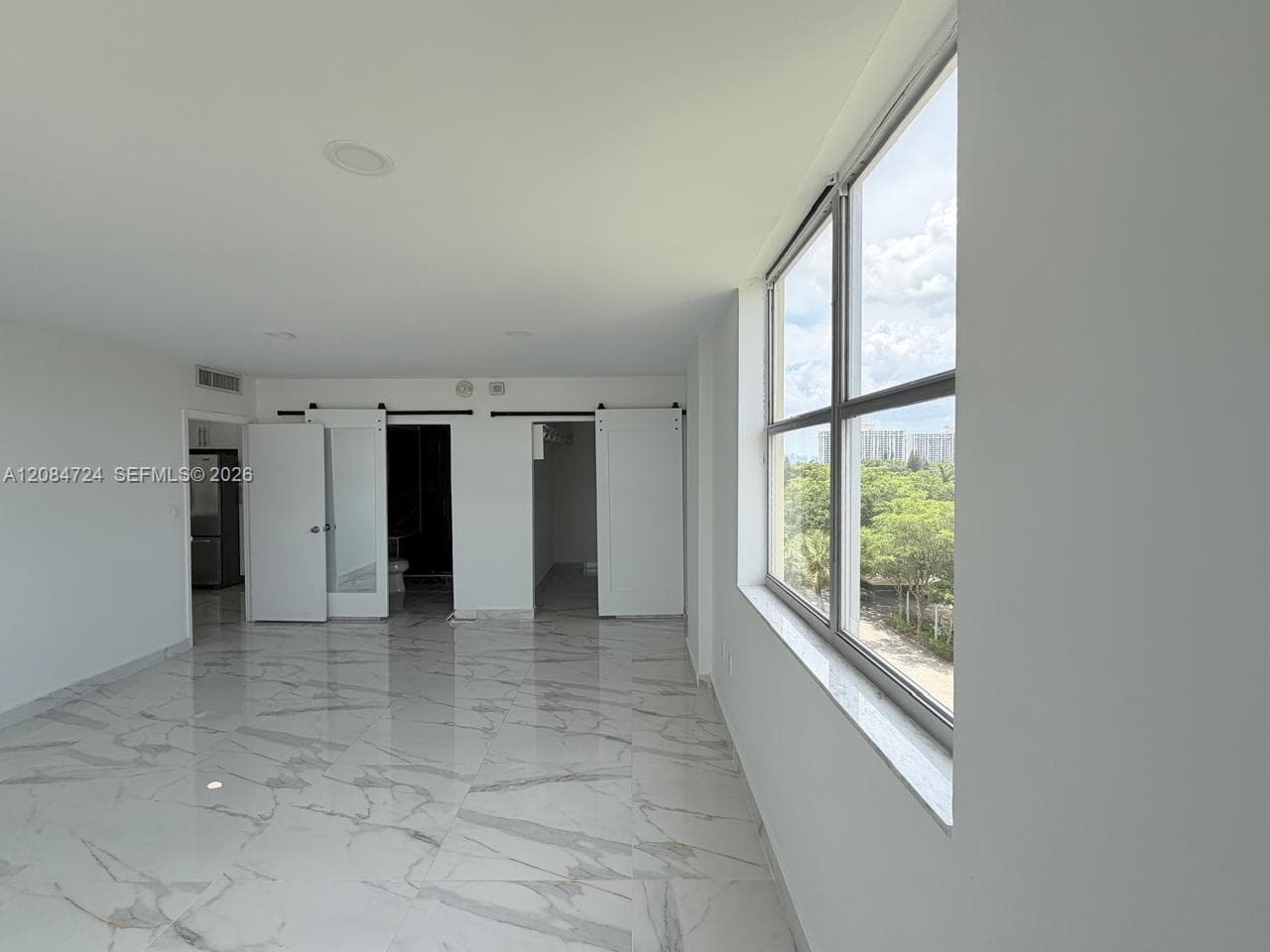 JOCKEY CLUB CONDO UNIT II · #6E in Miami - Photo 3