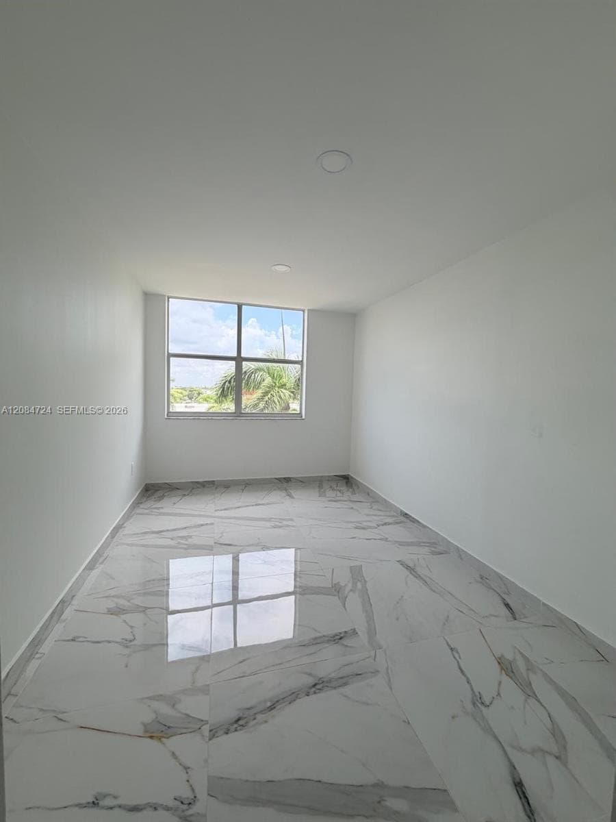JOCKEY CLUB CONDO UNIT II · #6E in Miami - Photo 8