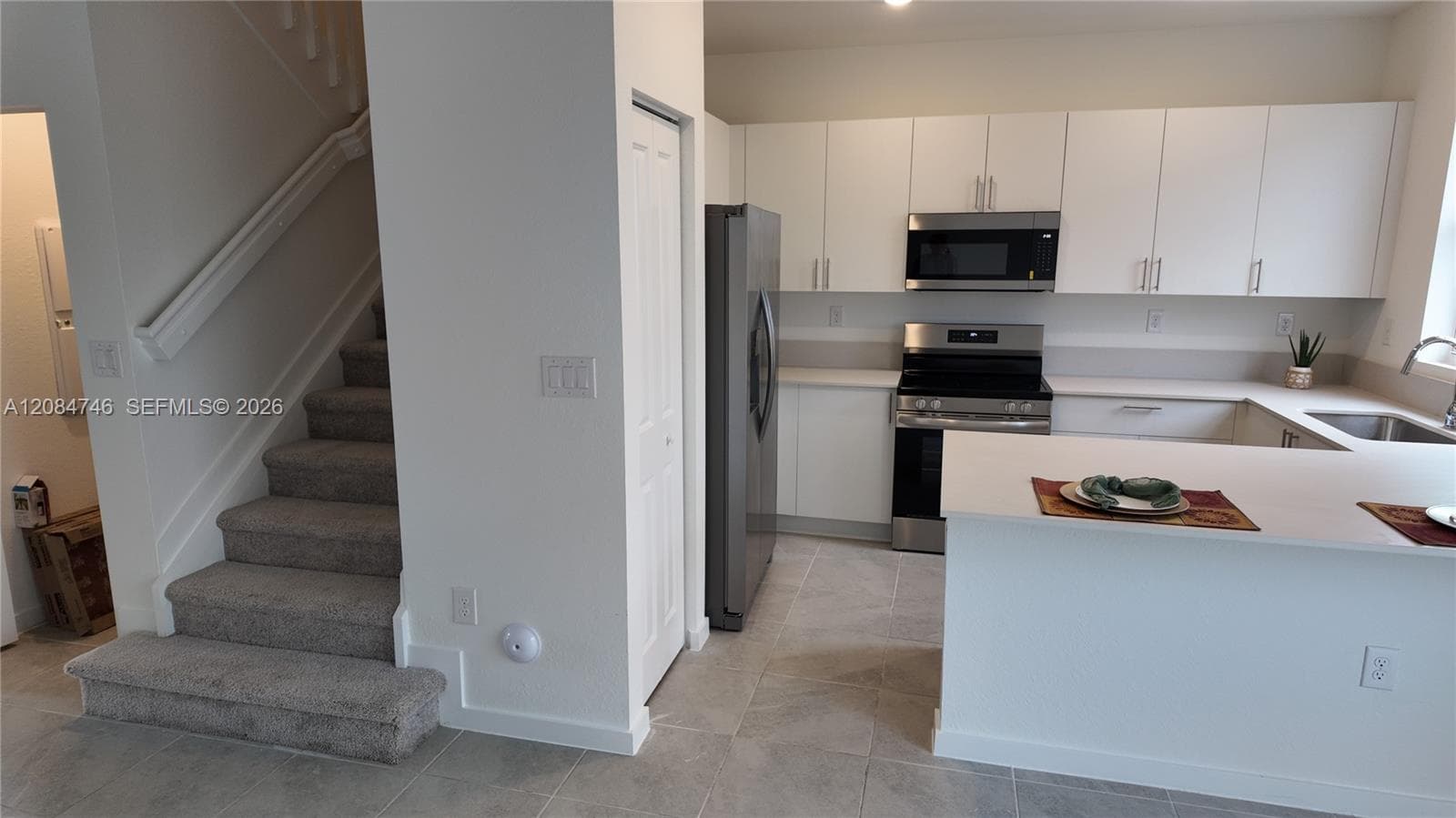 11052 SW 230 TERR photo 3