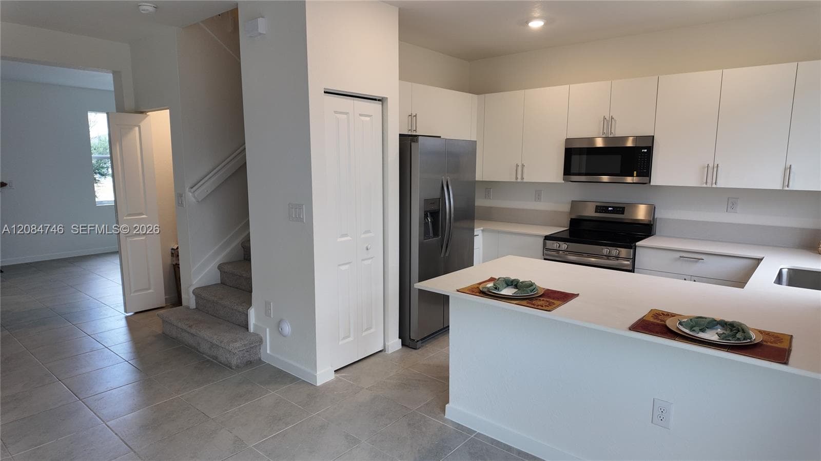 11052 SW 230 TERR photo 4