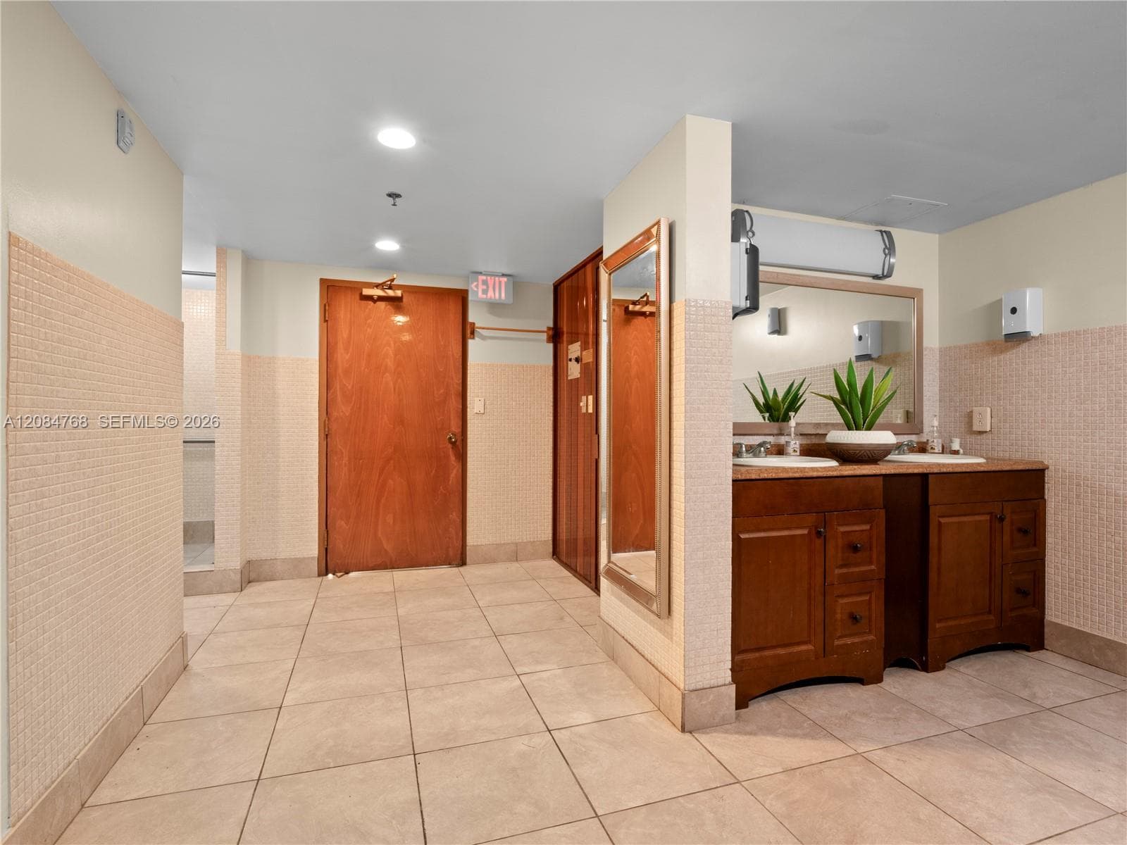 Cedar Glenn Condominium · #329E in Miami - Photo 43
