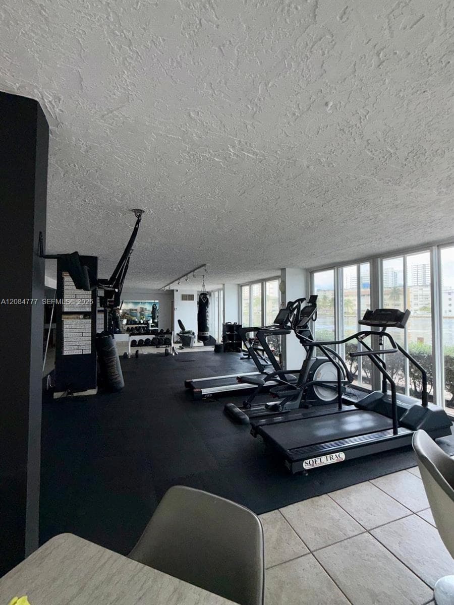 121 Golden Condo · #G2 in Hallandale Beach - Photo 53