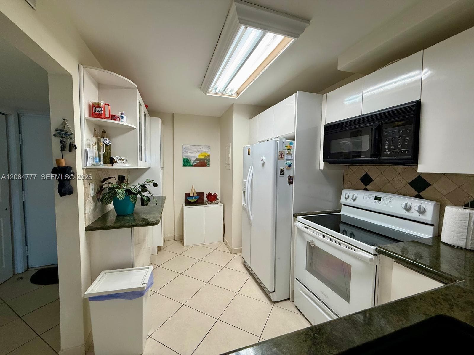 121 Golden Condo · #G2 in Hallandale Beach - Photo 22